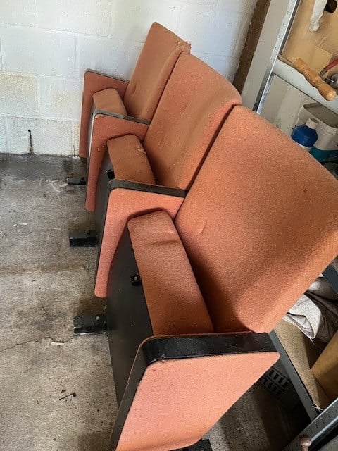 Vintage bioscoopseats
