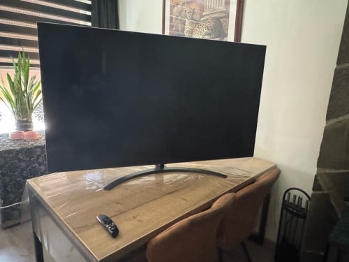 Lg smart tv 65 inch een 4k 100 hz tv in goede staat en werking