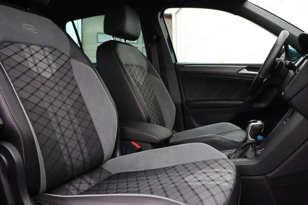 Volkswagen Tiguan 1.4 tsi ehybrid r-line business+ 245pk dsg6