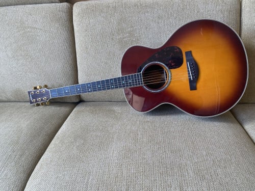 Yamaha LJ16 Sunburst