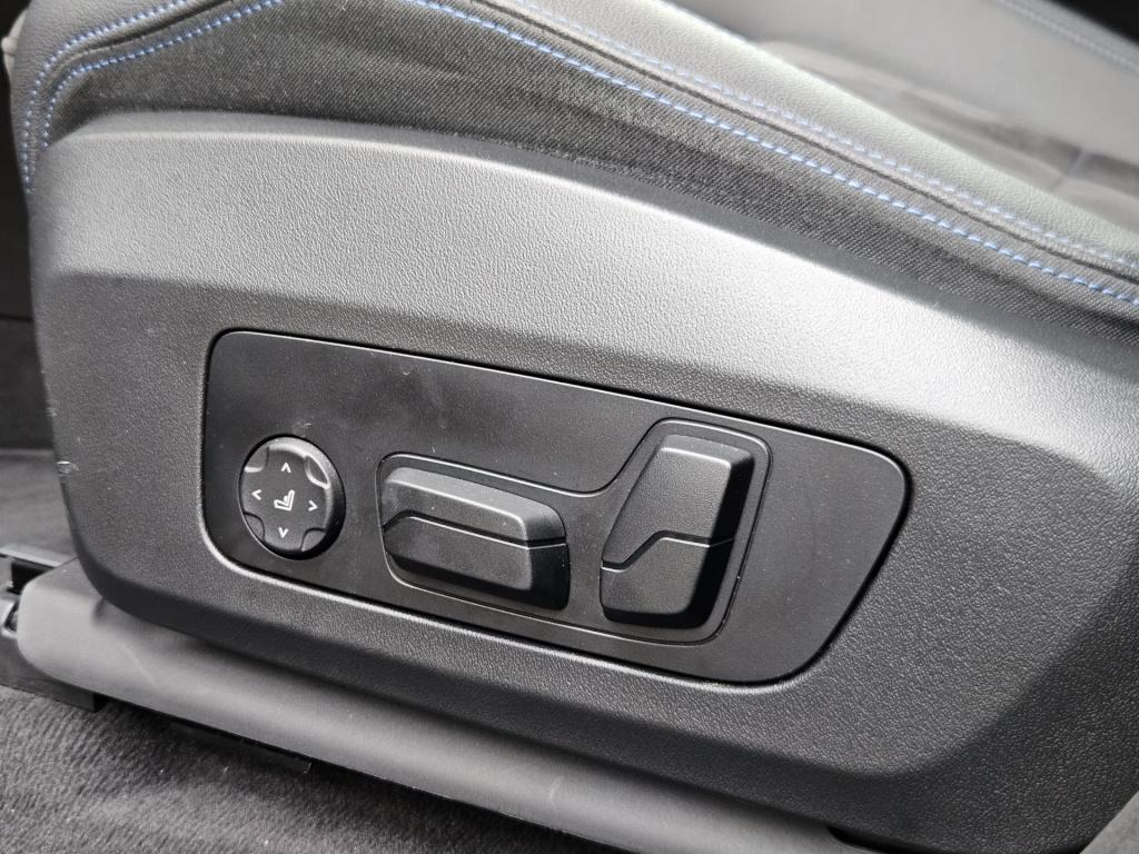 BMW X1 xdrive30e m-sport | pano | memory