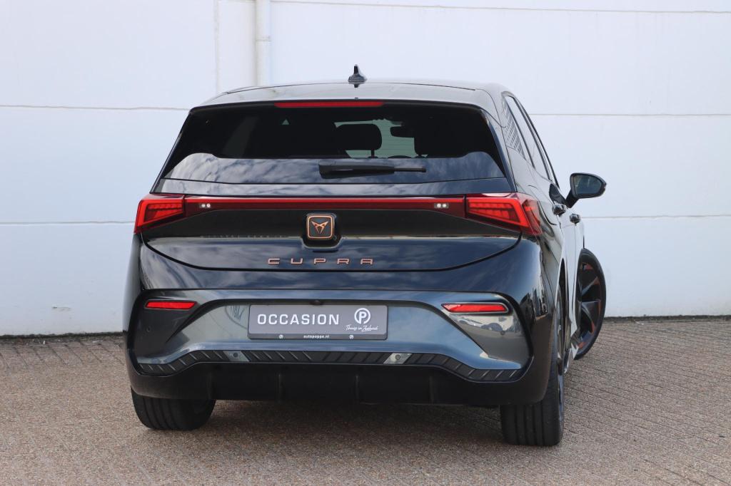 Cupra Born business 63 kwh 231pk | soh 98,8% |