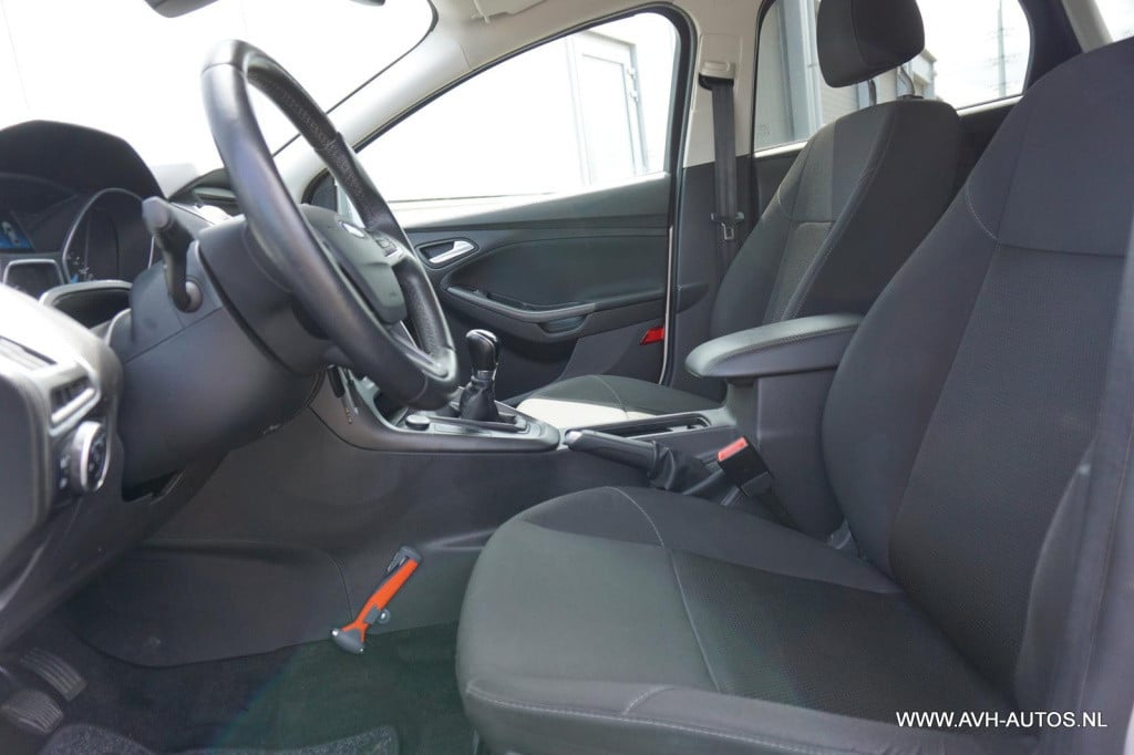 Ford Focus 1.0 titanium