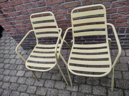 Tuinstoelen van metaal