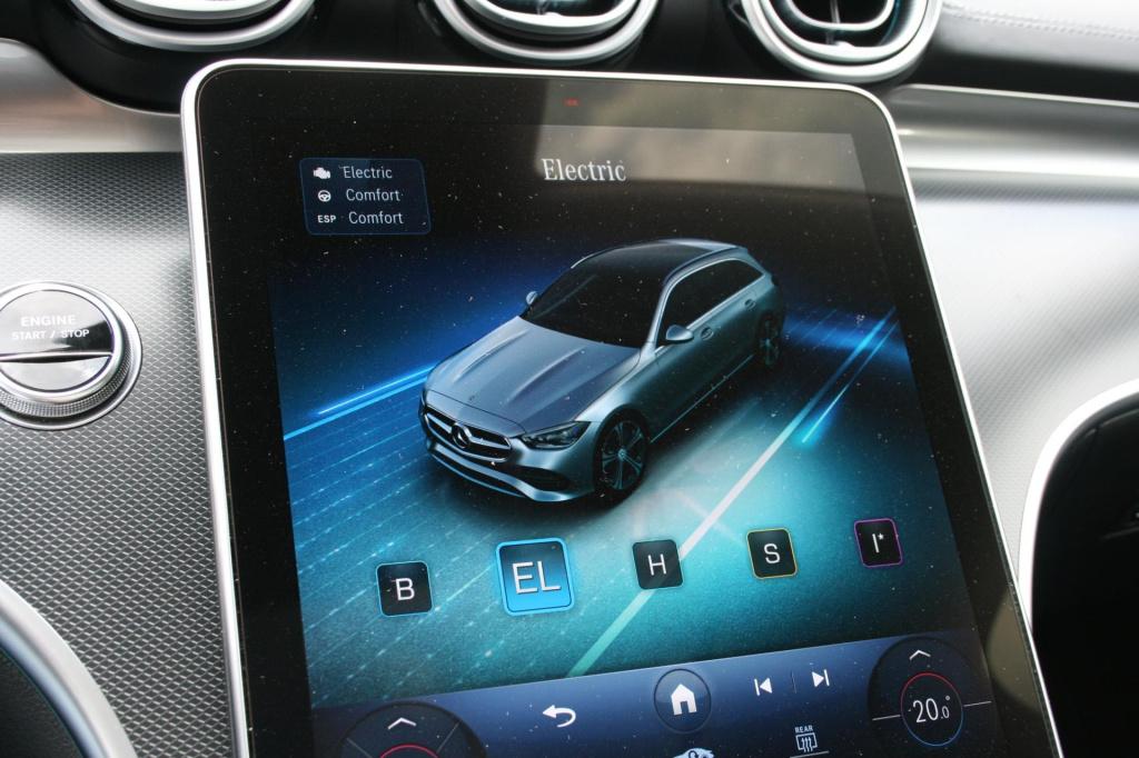 Mercedes-Benz C-Klasse estate 300 e amg line