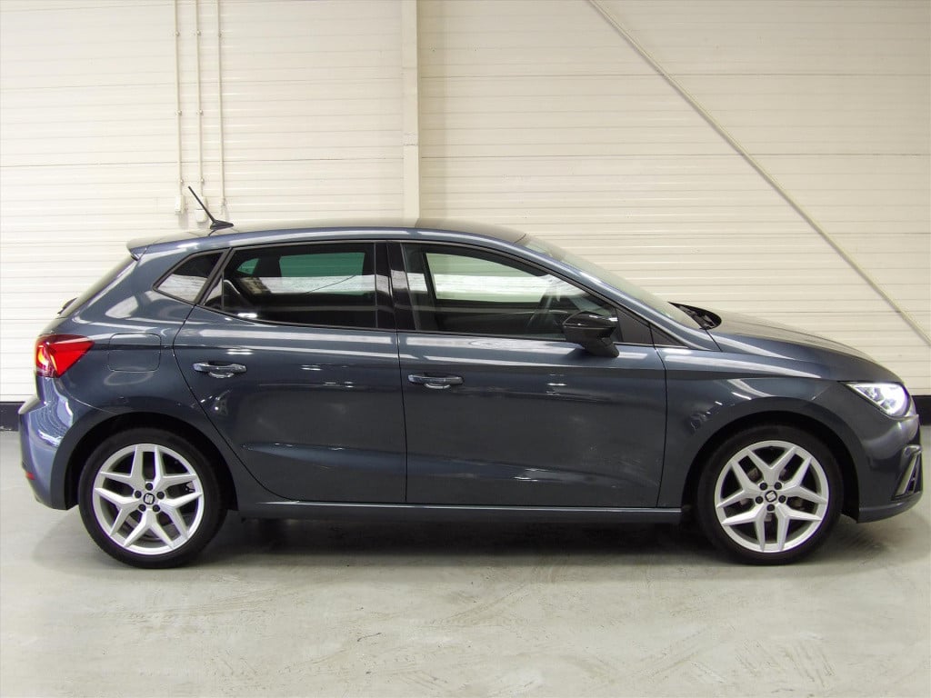 Seat Ibiza 1.0 ecotsi 95pk fr business intense