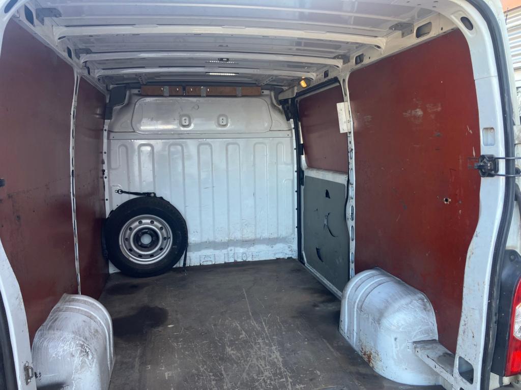 Opel Movano 2.5 cdti l1h1 airco