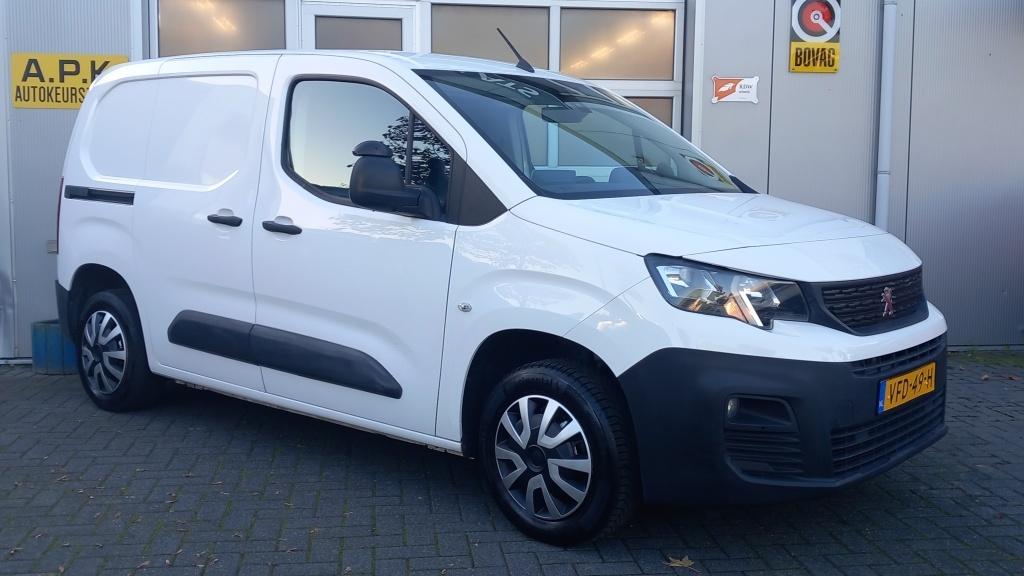 Peugeot Partner 1.5 bluehdi premium|cruisectr|applecarplay-android