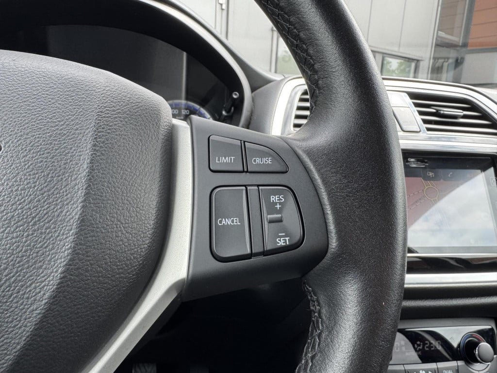 Suzuki Sx4 S-cross 1.4 boosterjet exclusive | trekhaak afneembaar | navigat
