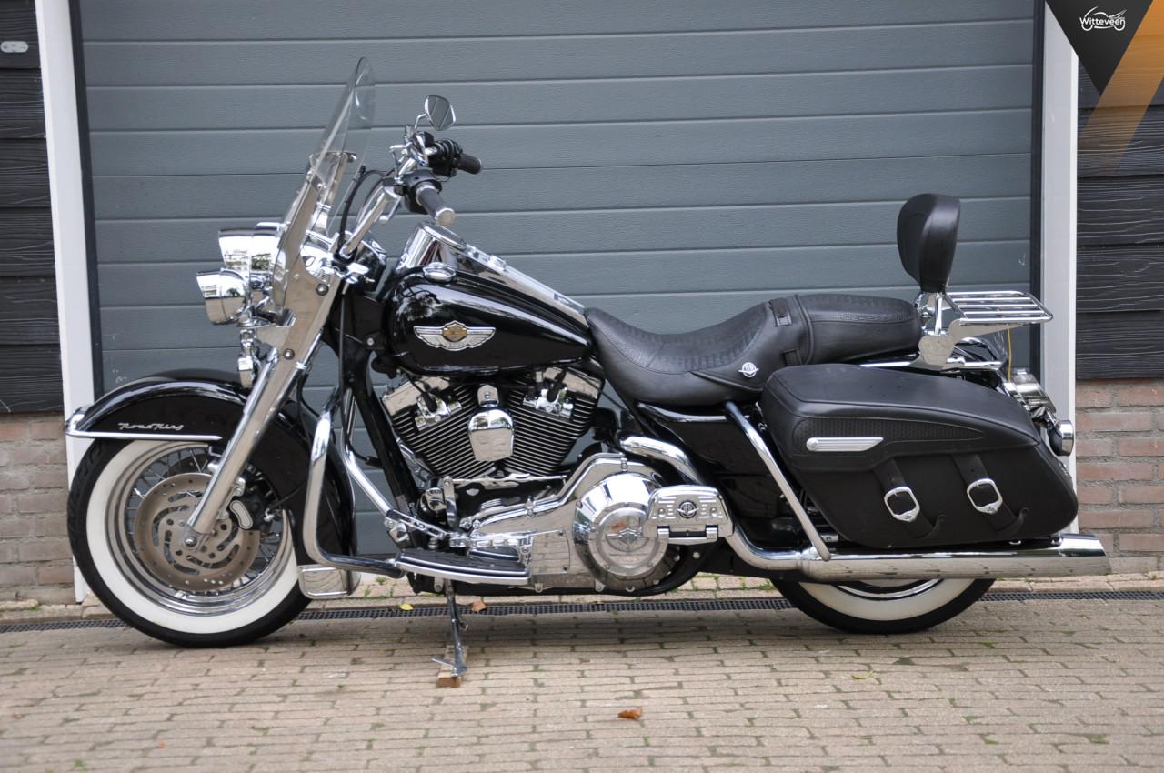 Harley Davidson Road King Classic FLHRC Hele nette en complete motor!