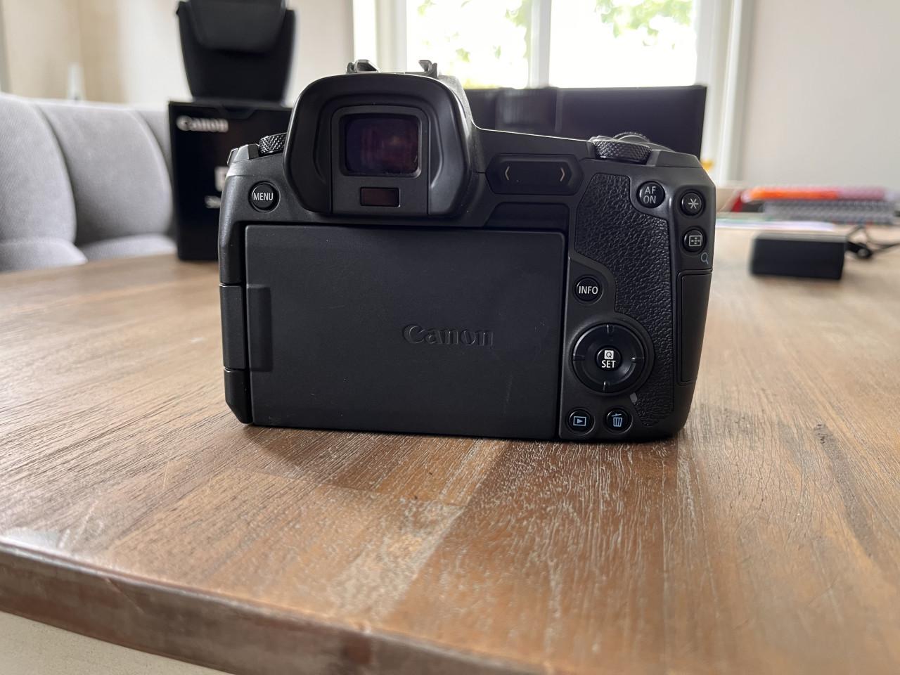 Canon Eos R