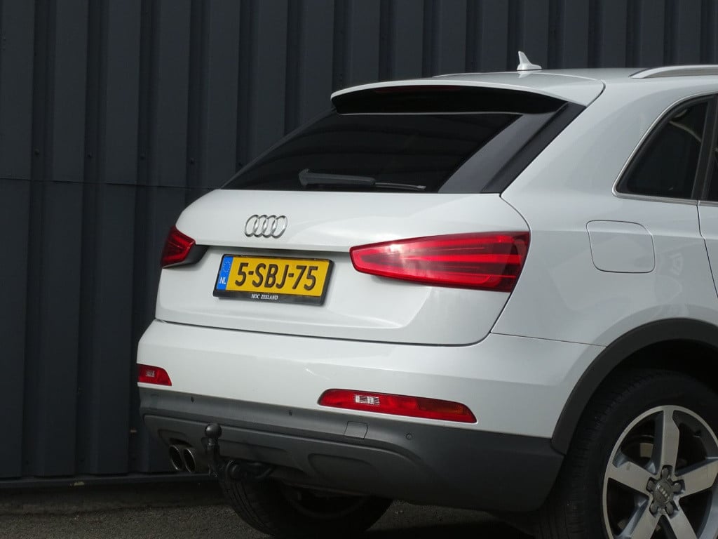 Audi Q3 2.0 tfsi quattro business edition automaat | navi | bluetooth