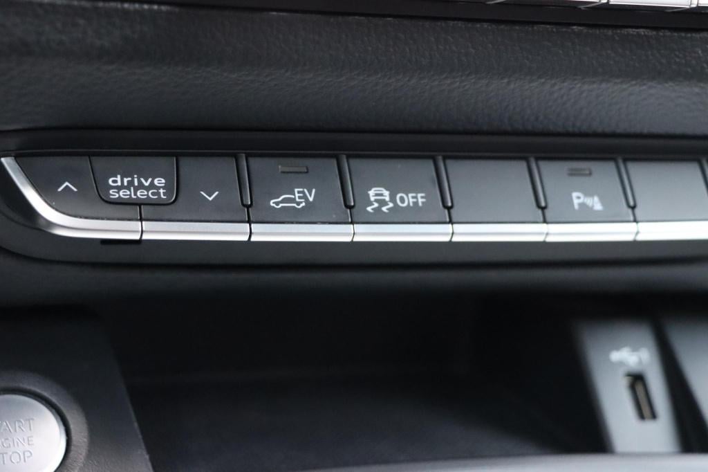 Audi Q5 55 tfsi e quattro competition s-tronic 367pk