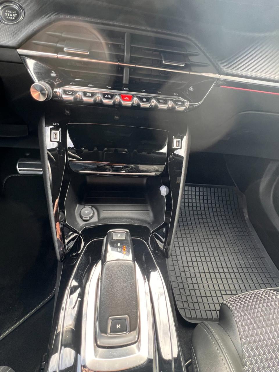 Peugeot 2008 1.2 puretech gt automaat, elektr. panodak enz....