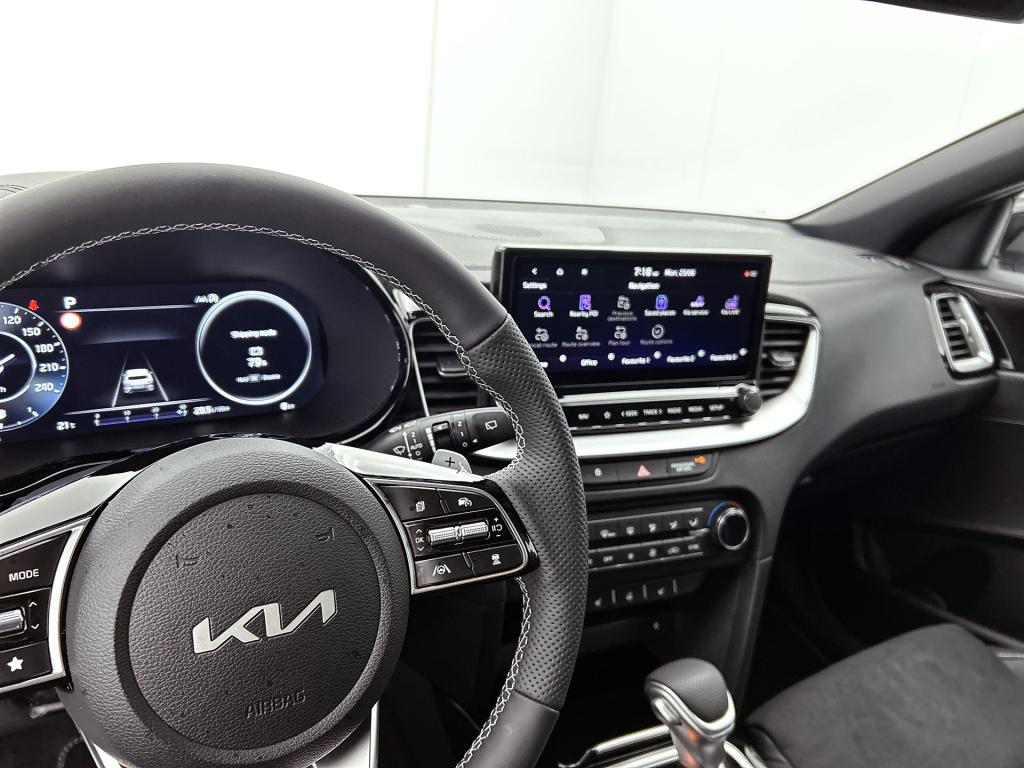 Kia Xceed 1.5 t-gdi gt-line automaat | panoramadak | elektrische achterklep