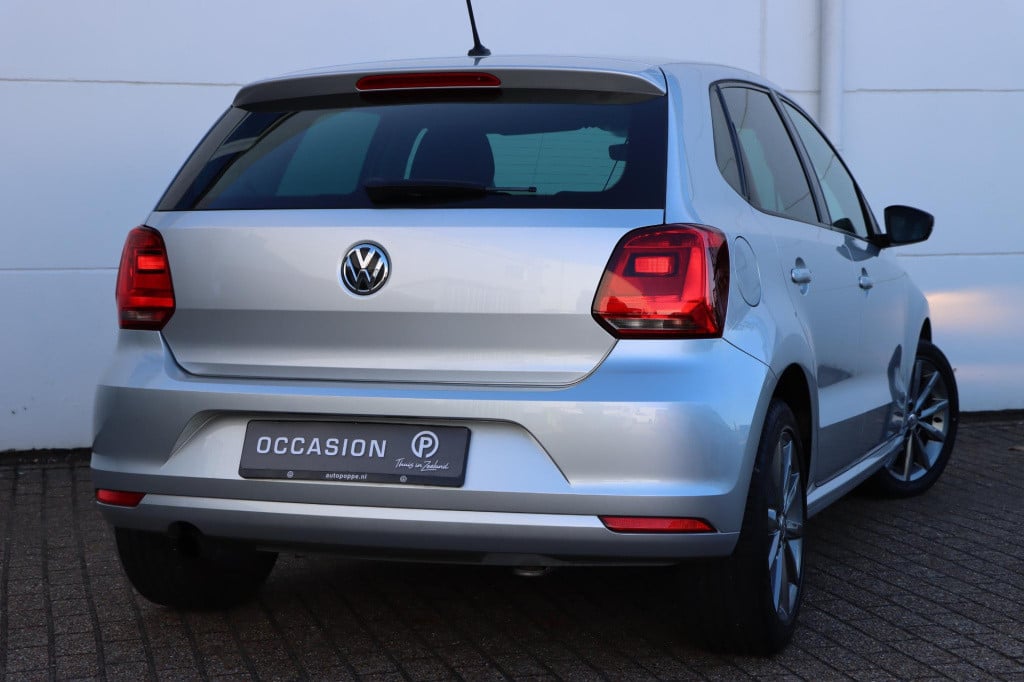 Volkswagen Polo 1.2 tsi first edition 90pk