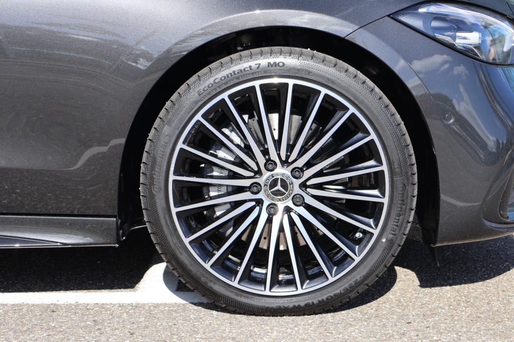Mercedes-Benz C-Klasse 300 e 140 years edition l amg line l panoramadak l s