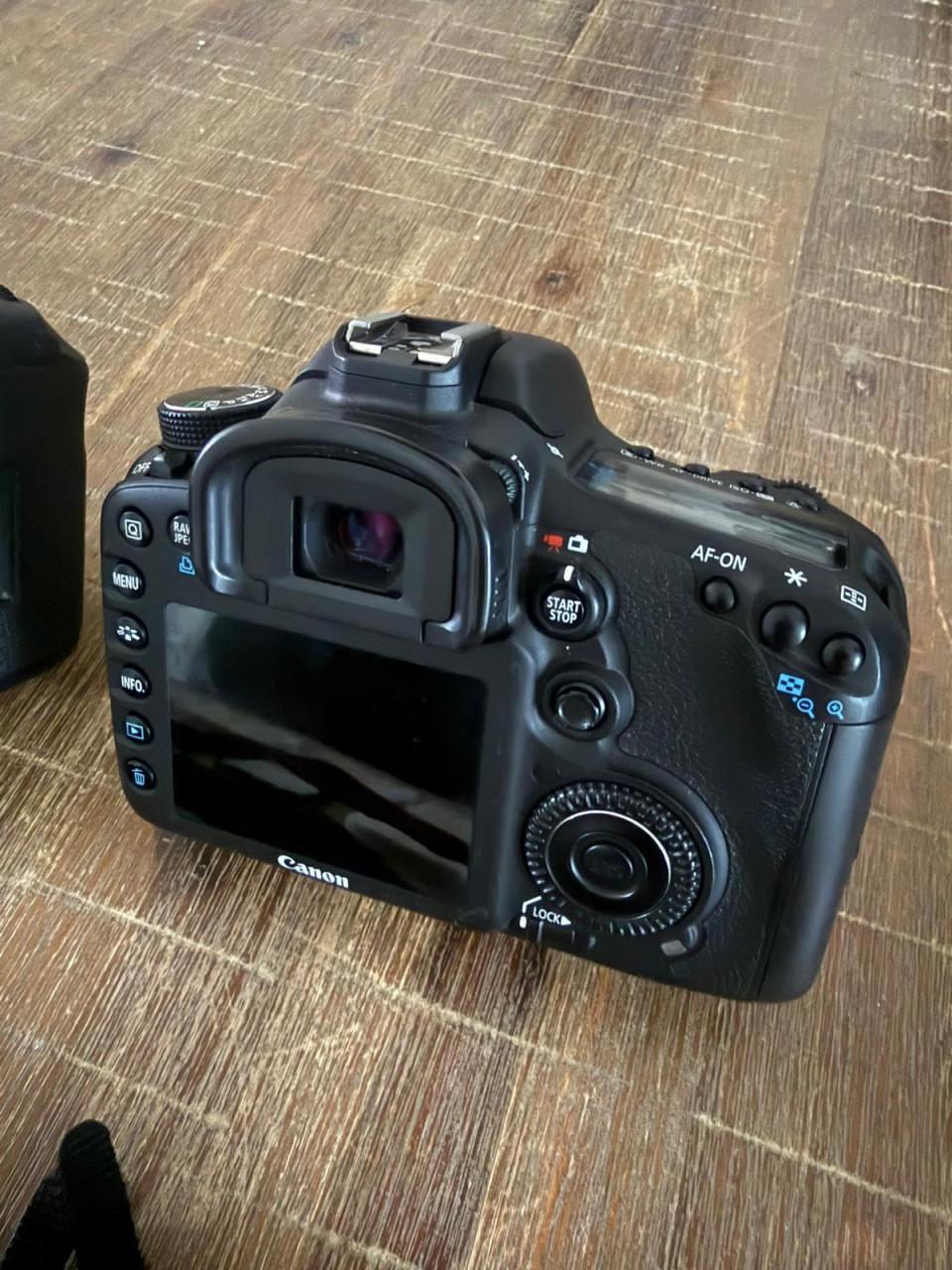 Canon 5D Mark III + 7D | 14 CF-kaarten + accessoires