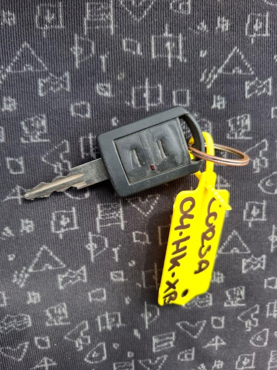 Opel Corsa 1.4-16v elegance | airco | 3-drs | nap | inruilkoopje!