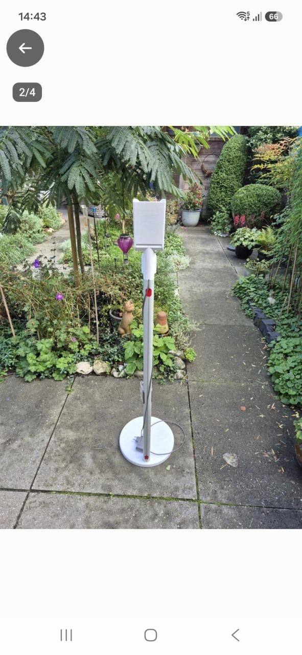 Floordock Dyson V11