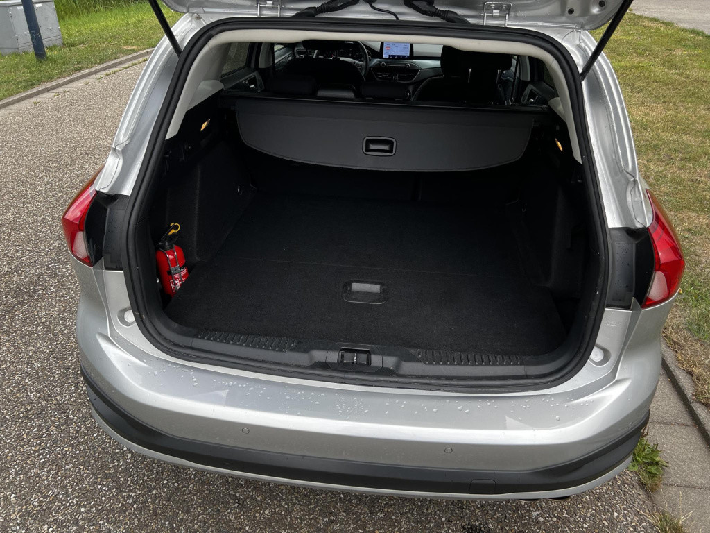 Ford Focus wagon 1.0 ecoboost active x wagon automaat automaat