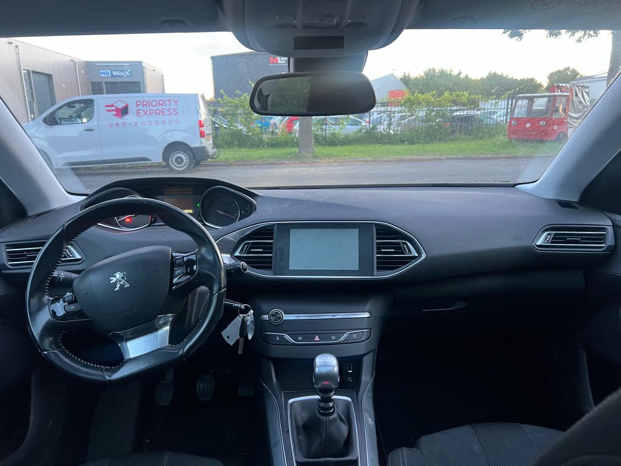 Peugeot 308 1.6THP Allure Xenon/Led/Pano