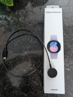 Samsung Galaxy watch 5 - Lilac