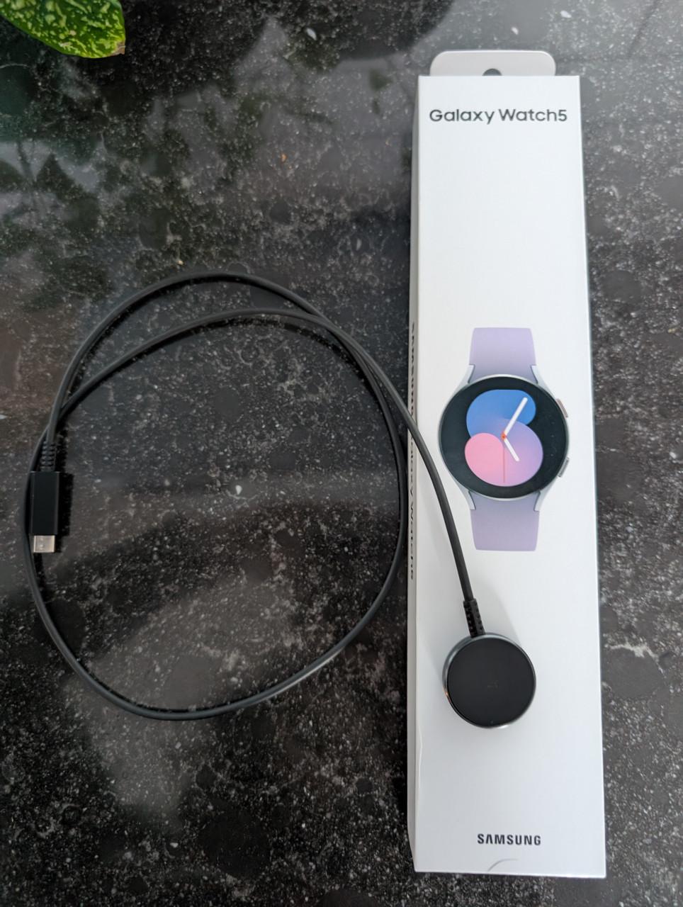 Samsung Galaxy watch 5 - Lilac
