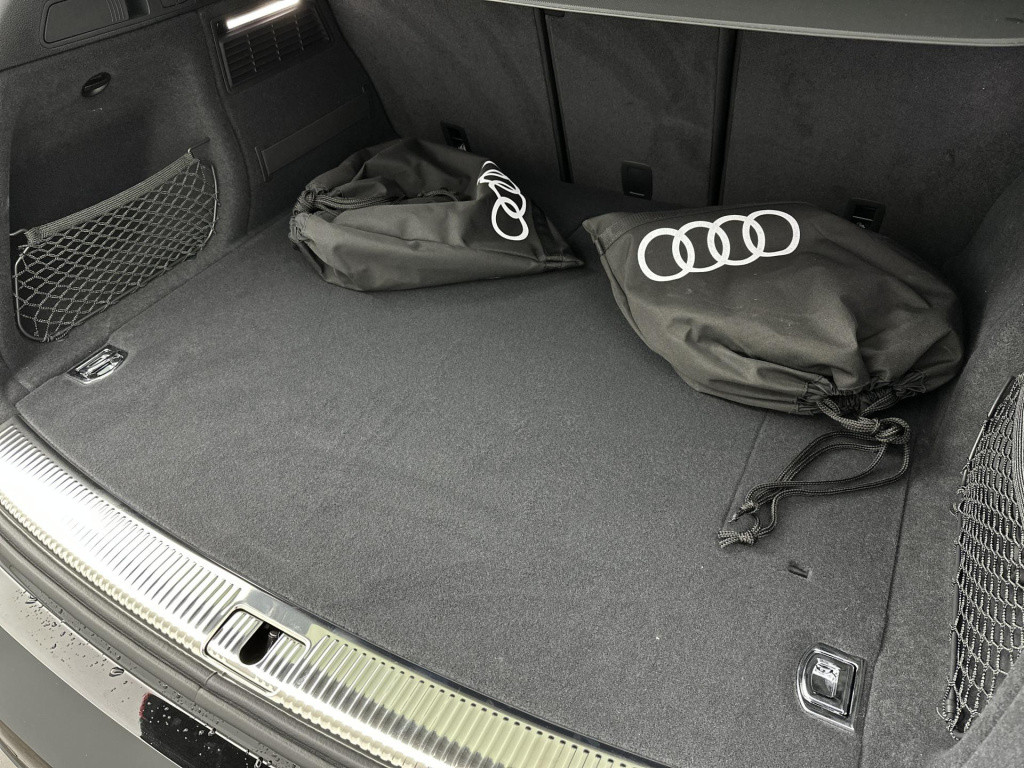 Audi Q5 50 tfsi e s edition competition