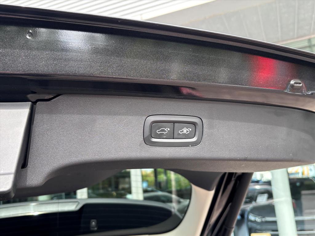 Lynk & Co 01 1.5td 261pk phev 7dcth|360gr camera|infinity sound| schuifdak|