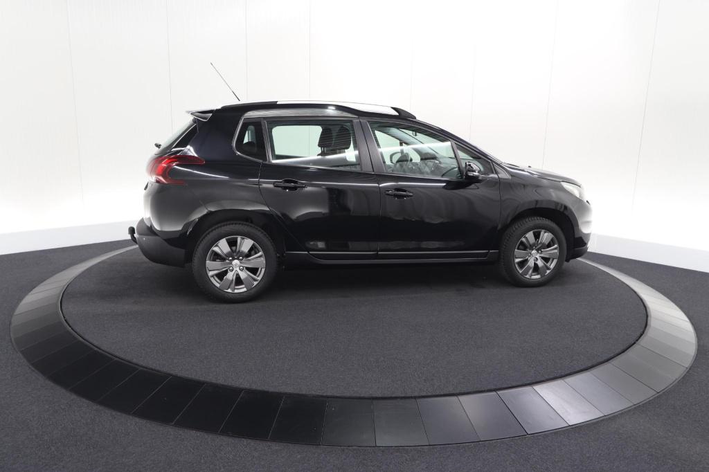 Peugeot 2008 puretech 82 active | lage km | trekhaak | navigatie | parkeers