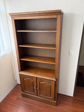Kast donker eiken