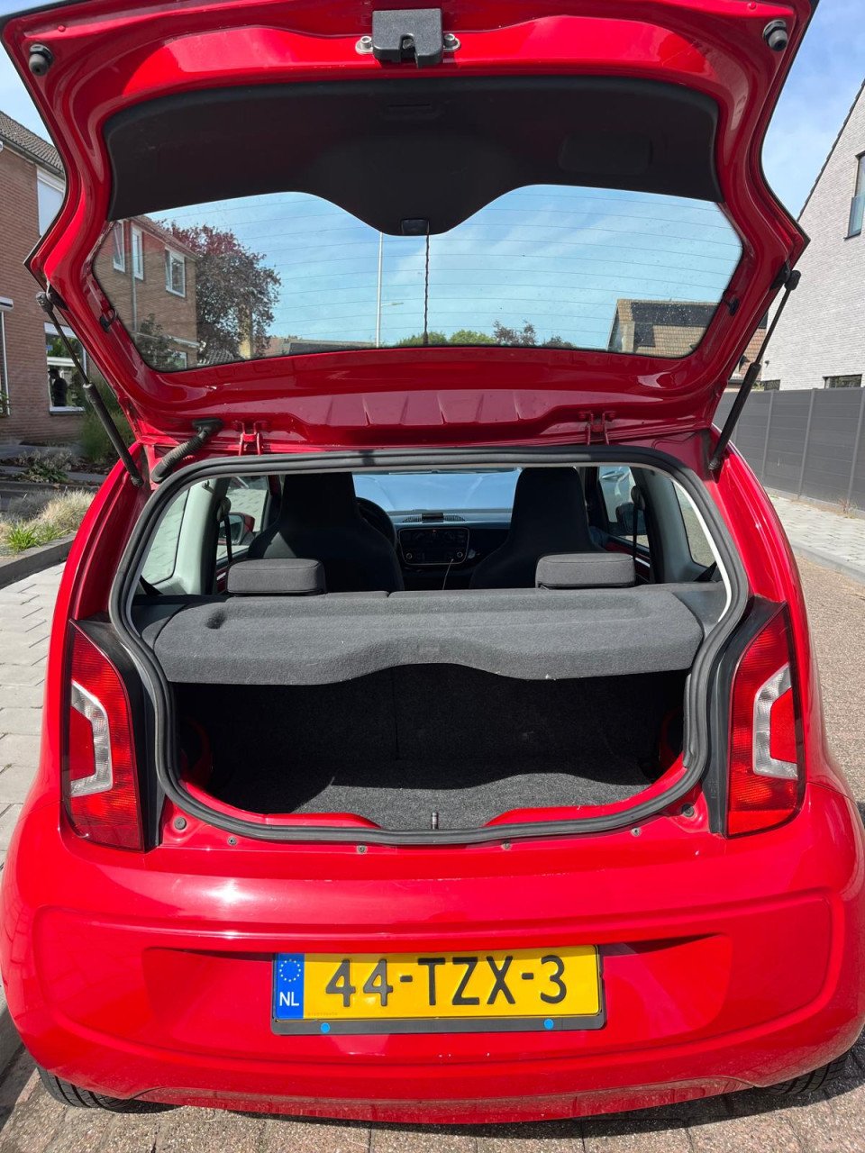 Volkswagen Up! 2012
