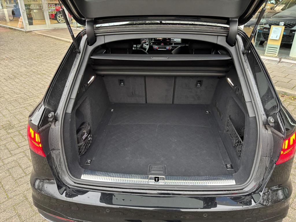 Audi A4 avant 40 tfsi 204pk mhev s tronic s edition competition| pano dak| 