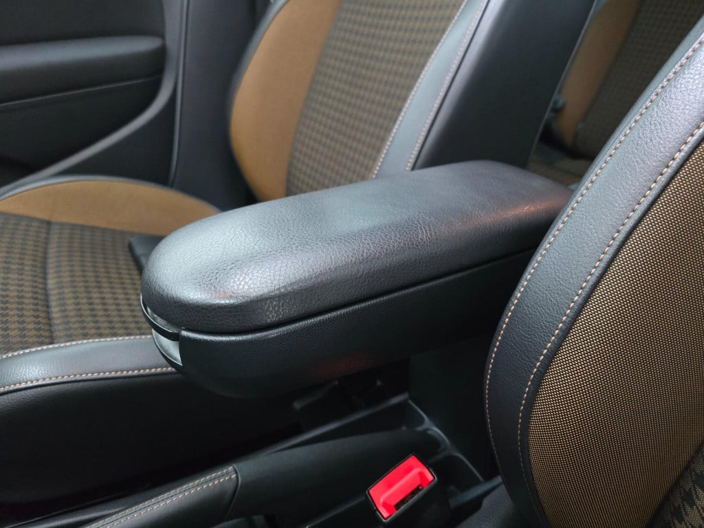 Volkswagen Polo occasion 1.2 tsi highline met panoramadak | bomvolle en uni