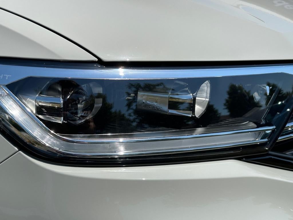 Volkswagen T-roc 1.5 tsi 150pk dsg r-line | black style | panoramadak | cam