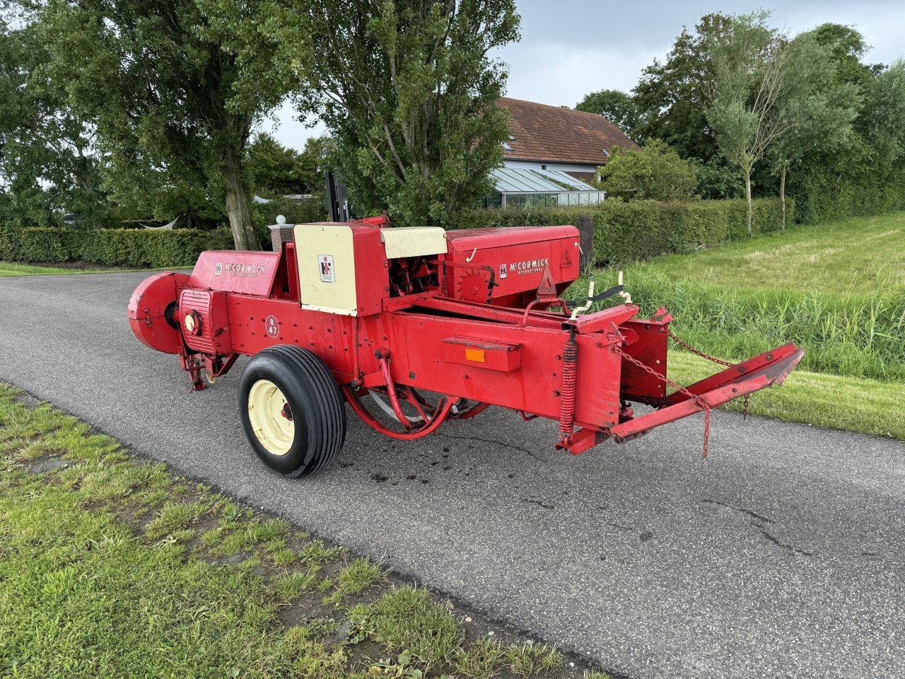 International B47 kleine pakkenpers