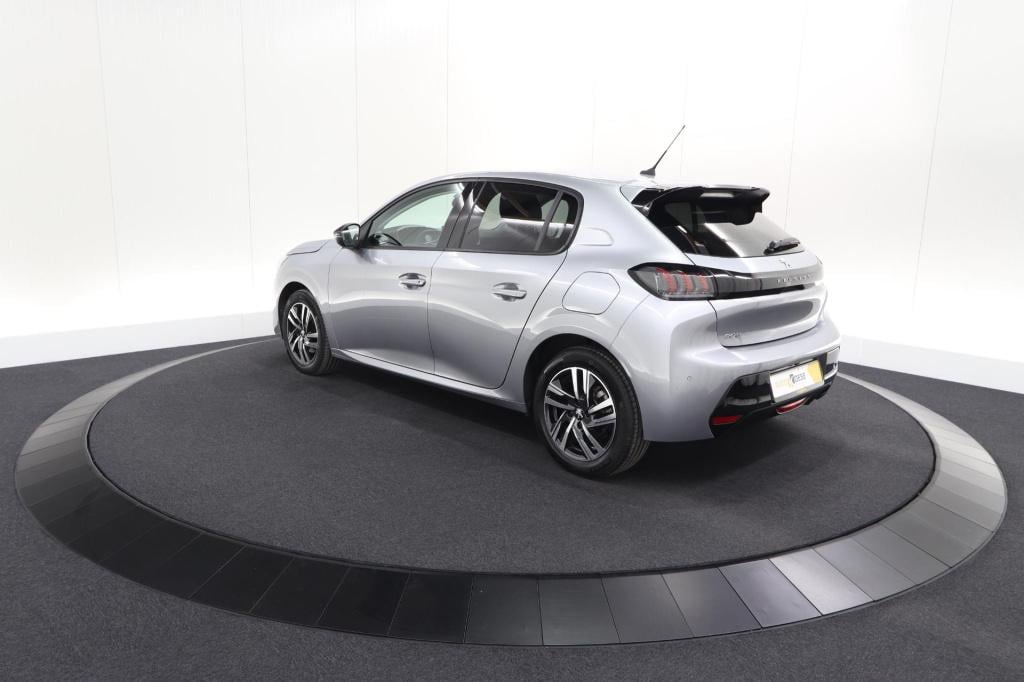Peugeot 208 puretech 100 eat8 allure pack | camera | navigatie | apple carp