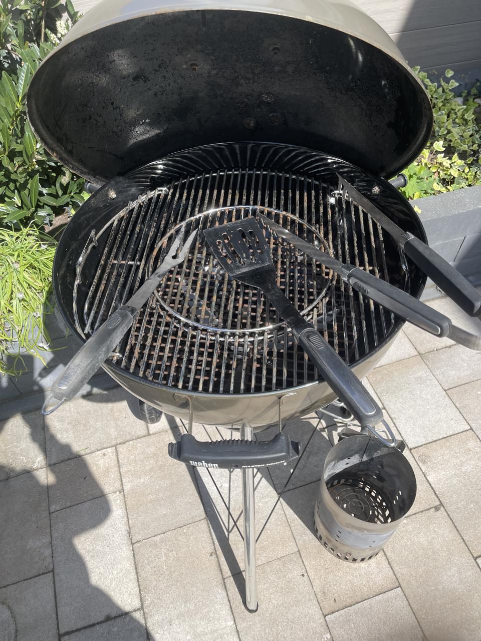 Weber Master-touch Barbecue in goede staat