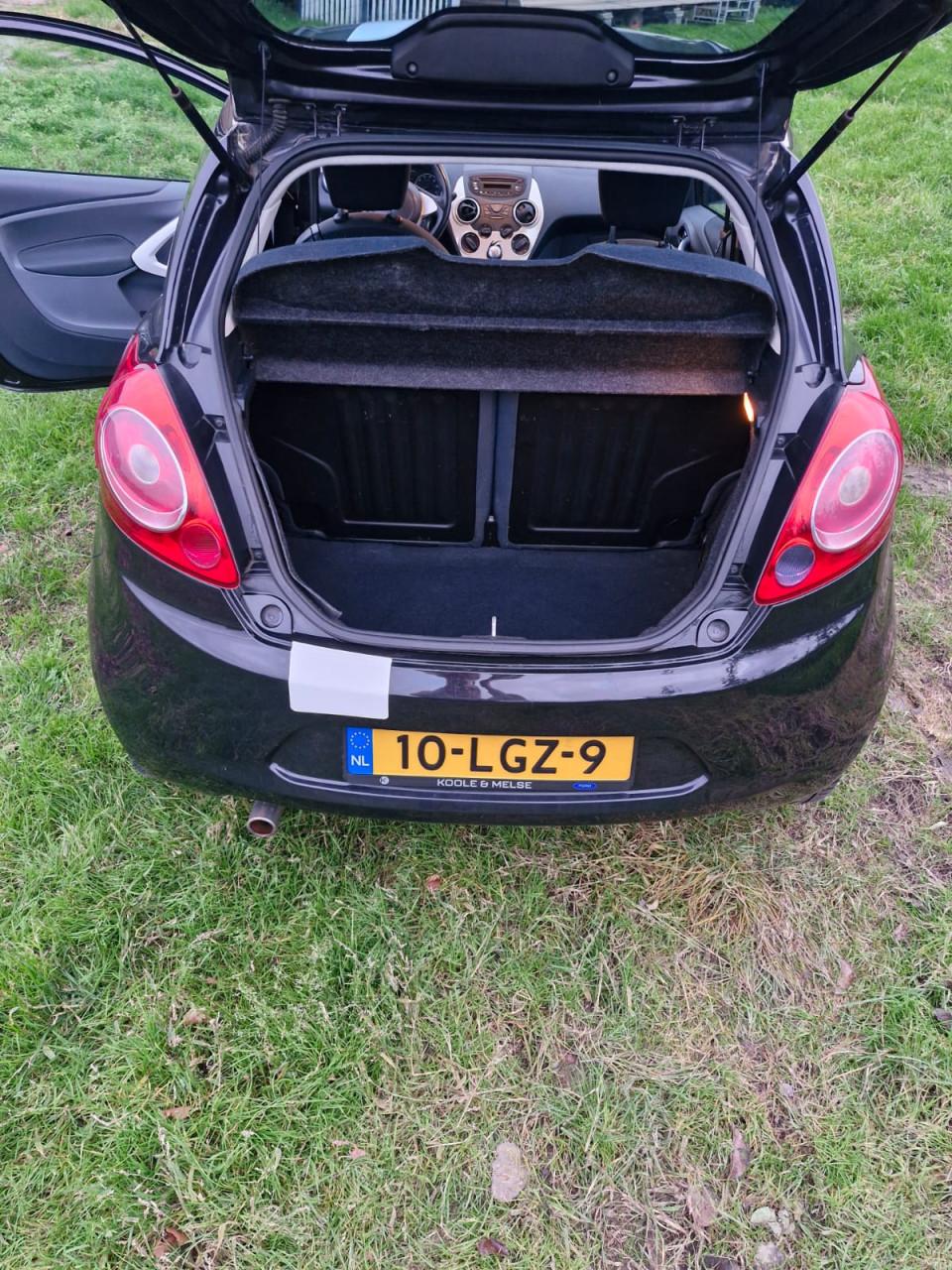Ford Ka 1.2 51KW 2010 Zwart