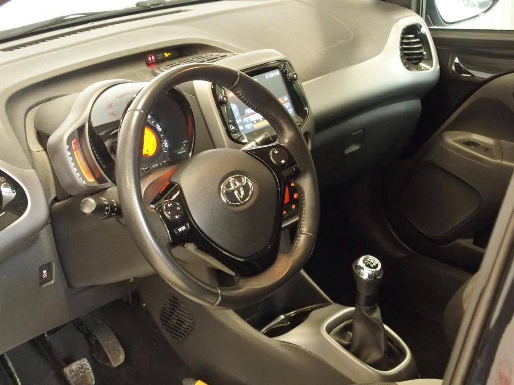 Toyota Aygo 1.0 vvt-i x-joy nl auto, carplay, klimaatcontrole,