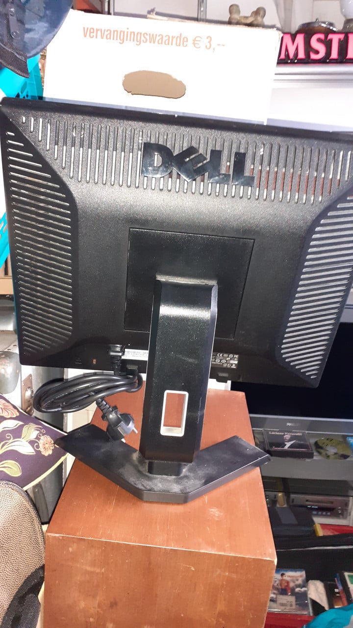 3 x Computer BEELD-SCHERM Monitor DELL & TVE & ACER