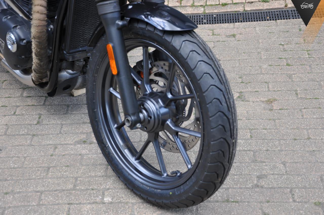 Triumph Street Twin ABS Vance & Hines