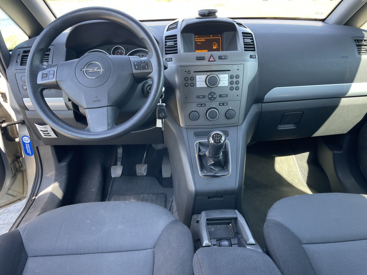 Opel zafira 1.6 7 zits 146000km