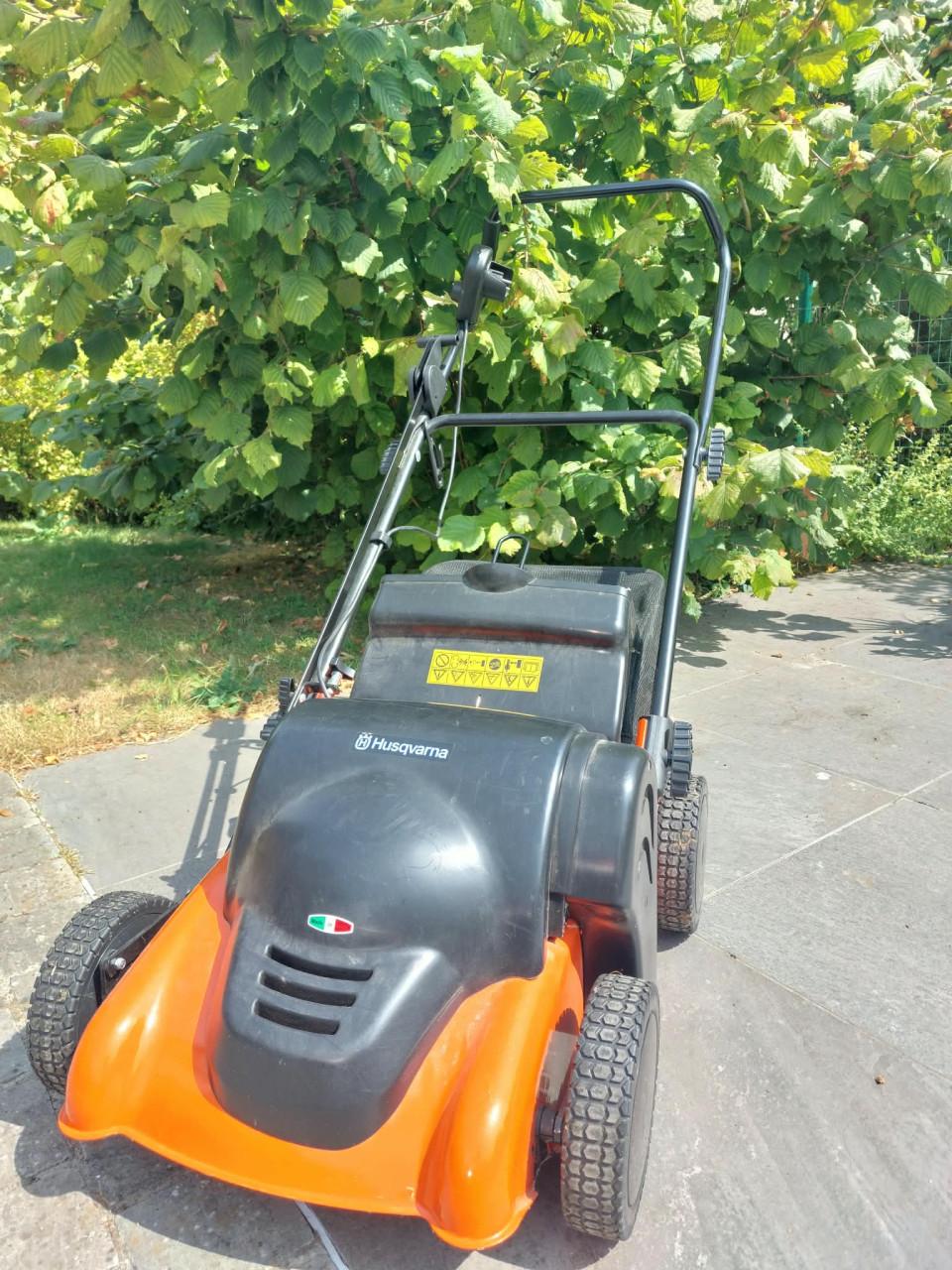 Verticuteer machine Husqvarna S390E