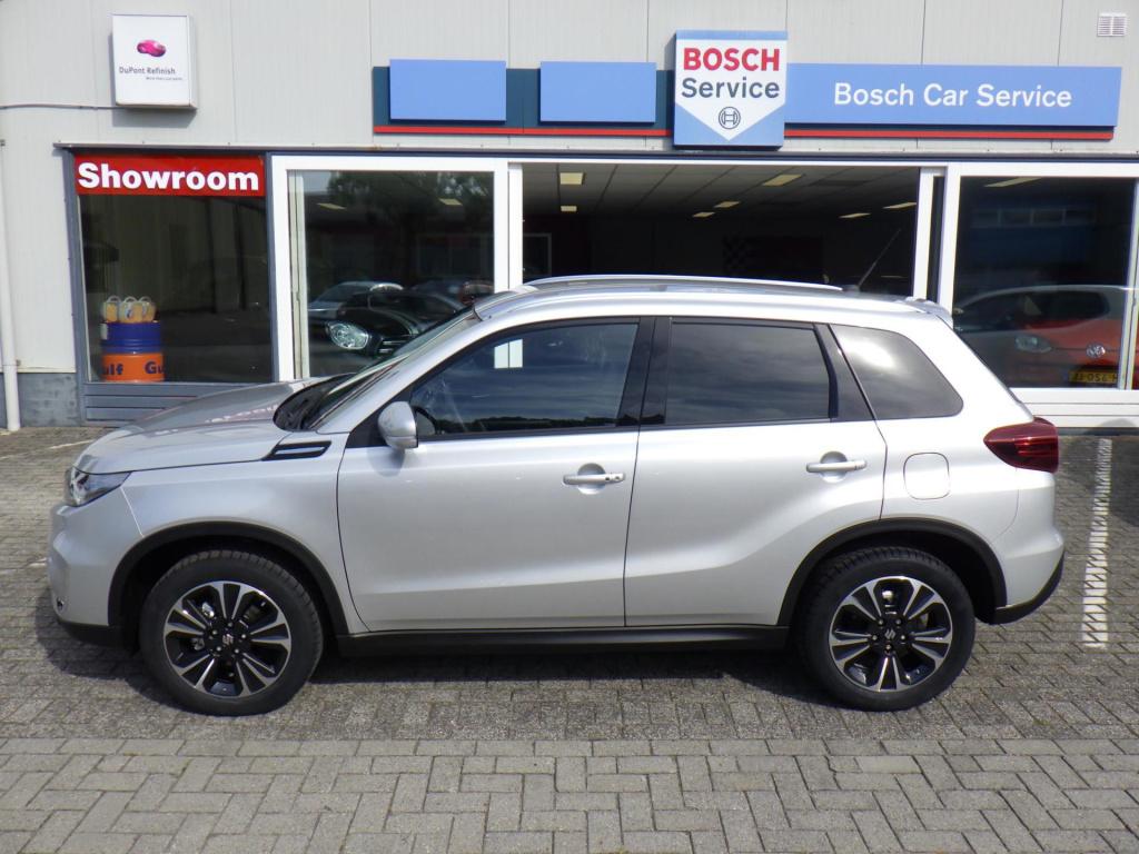 Suzuki Vitara 1.5 hybrid style