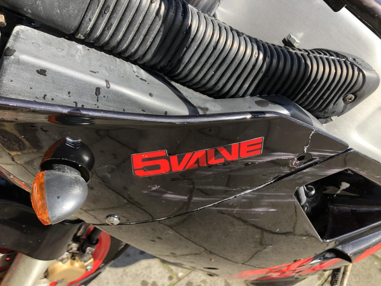 Yamaha FZR 1000