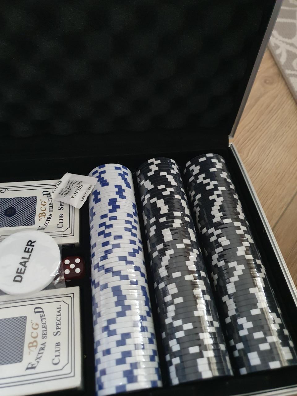 PlayOn pokerset 300 chips in koffer | nieuw | Texas Holdem