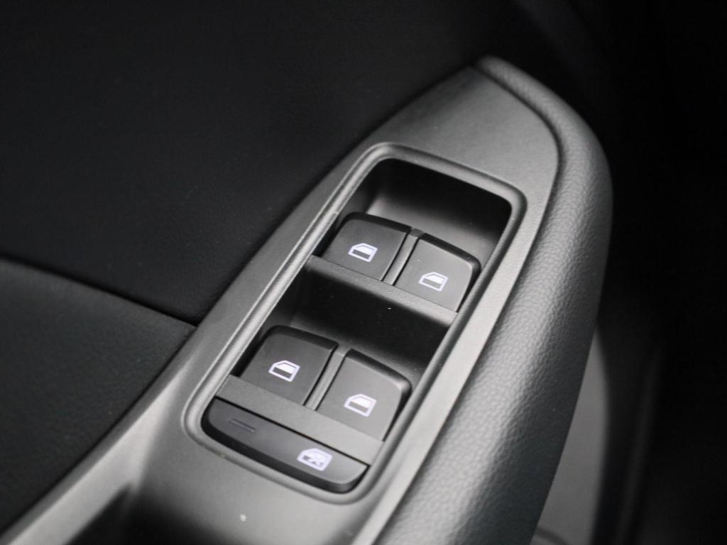MG Zs Ev mg luxury 45 kwh aut. | panoramadak | lederen bekleding | navigati