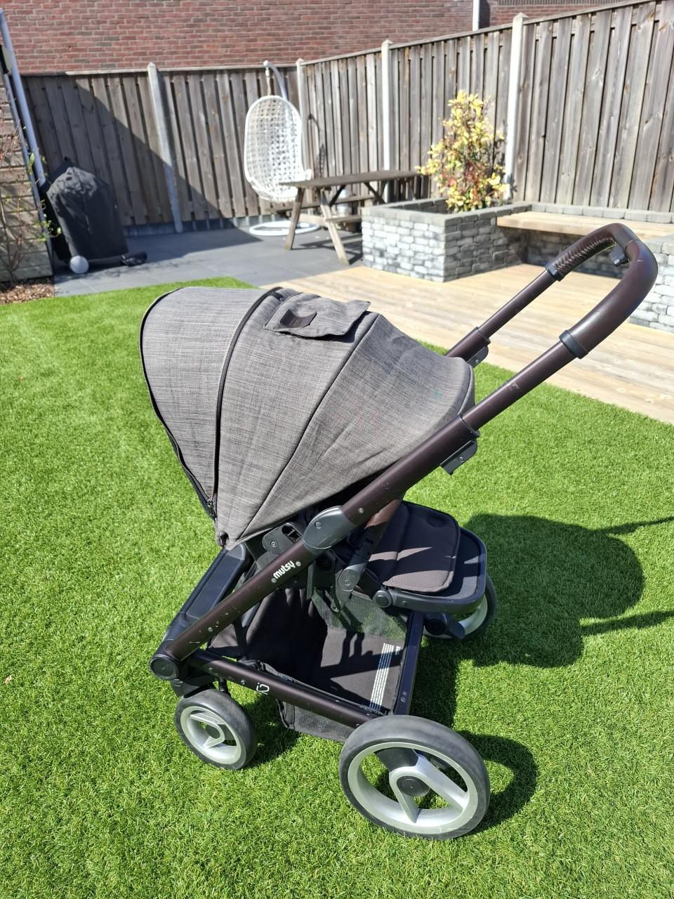 Mutsy I2 kinderwagen